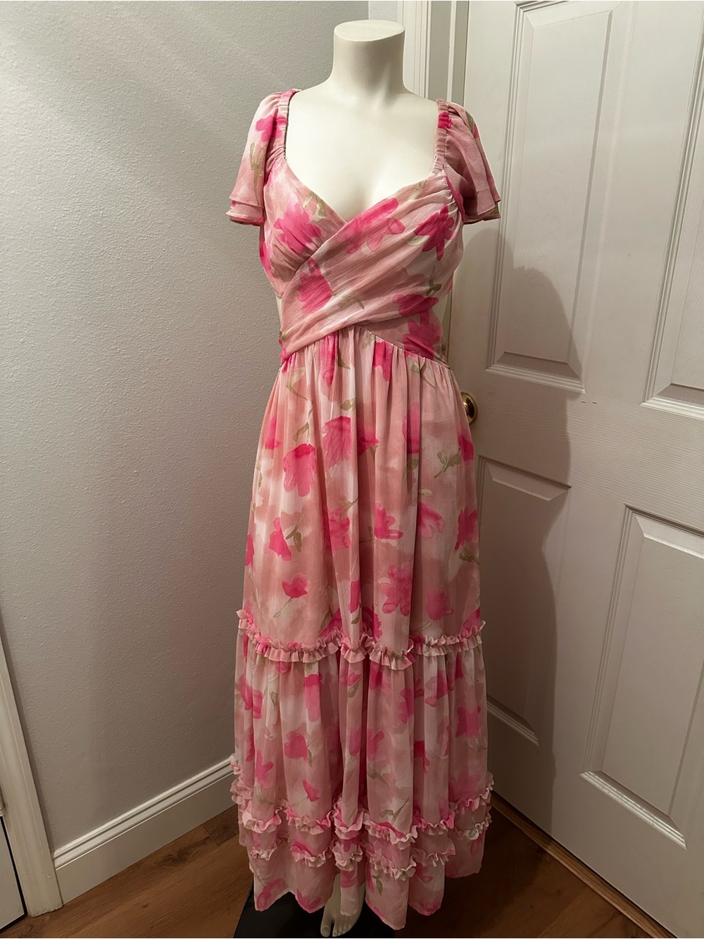 Women’s By the River Pink Floral Wrap Maxi Dress with Ruffle Skirt stunning S